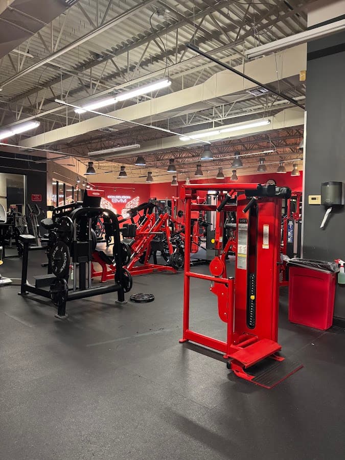 IRON RELIGION GYM — foto