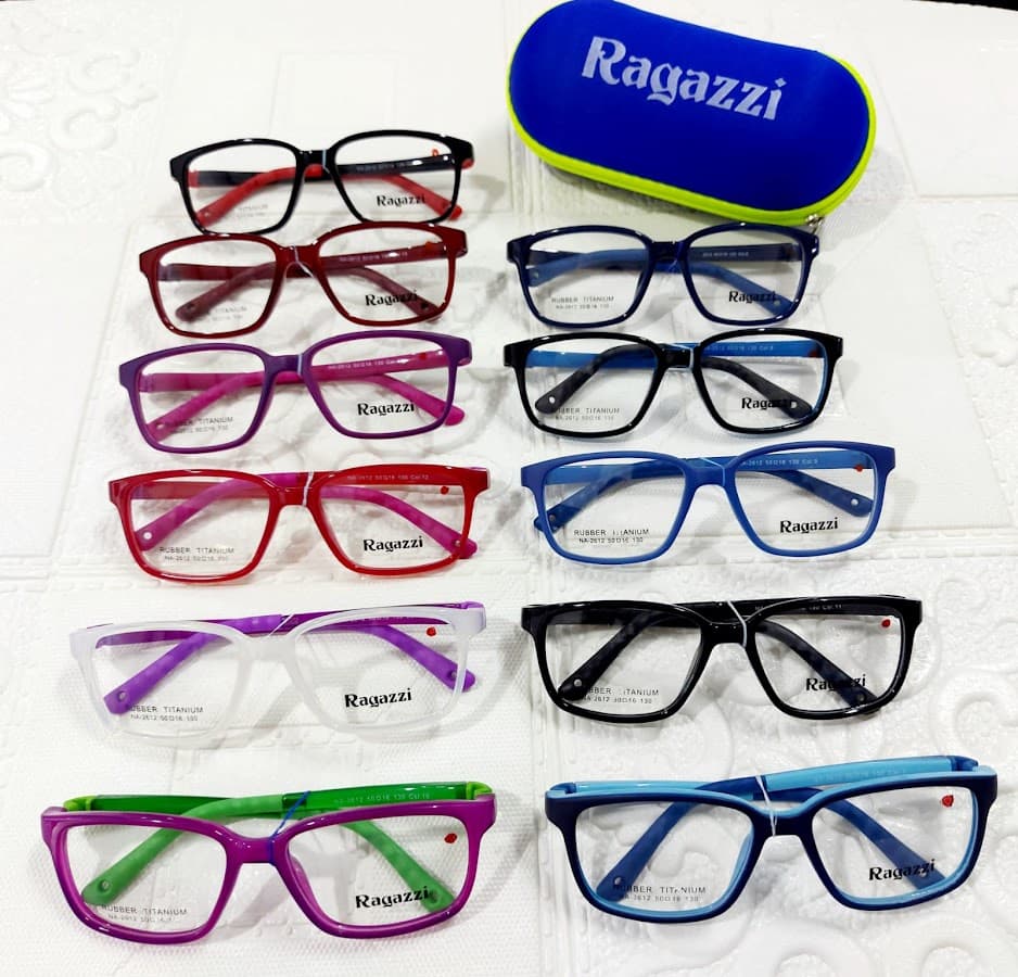 VISION FREE - Optica Linares — foto