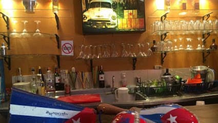 Son Havana Bar — foto