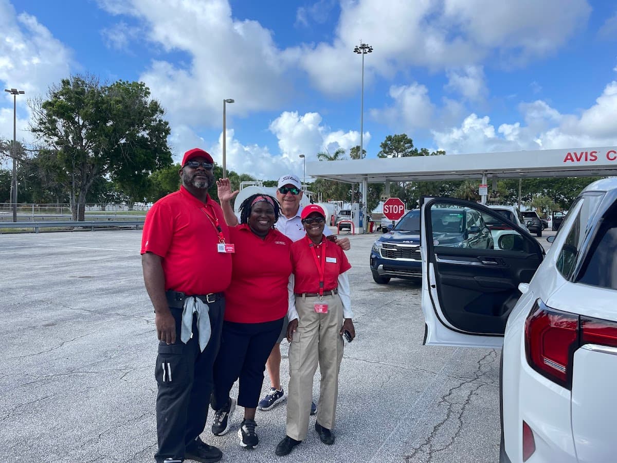 Avis Car Rental — foto
