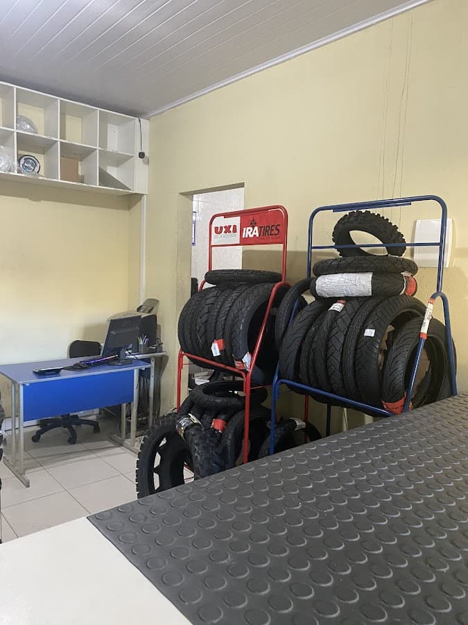 Uxi Distribuidora de Motopeças — foto