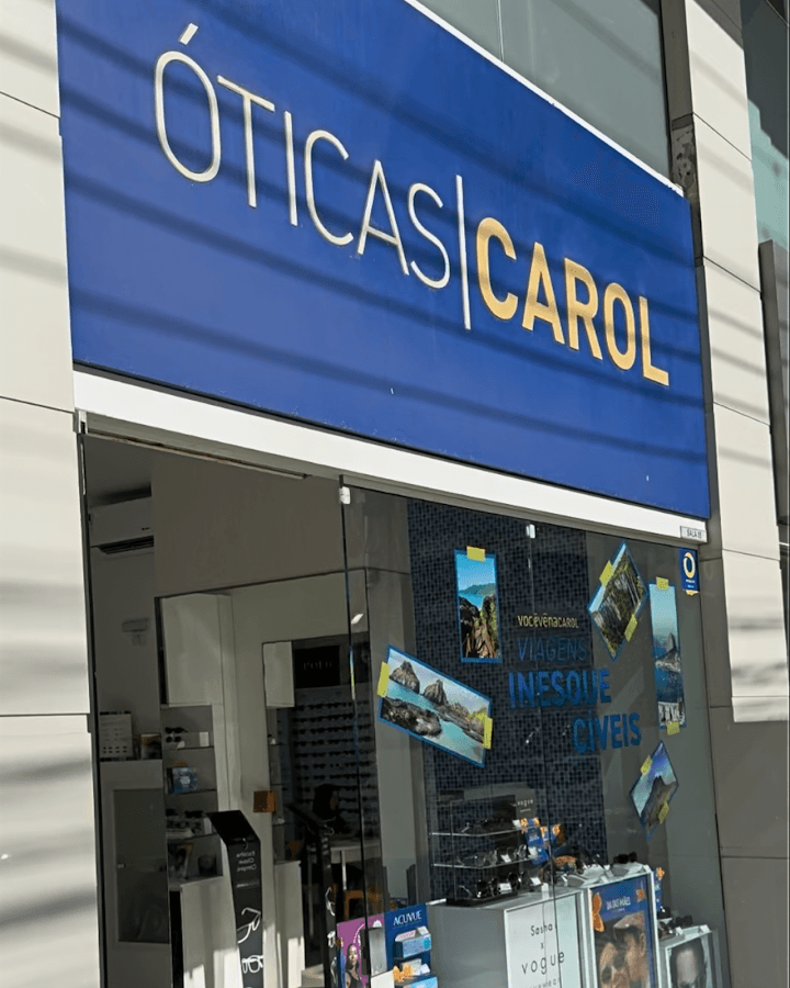 Óticas Carol — foto