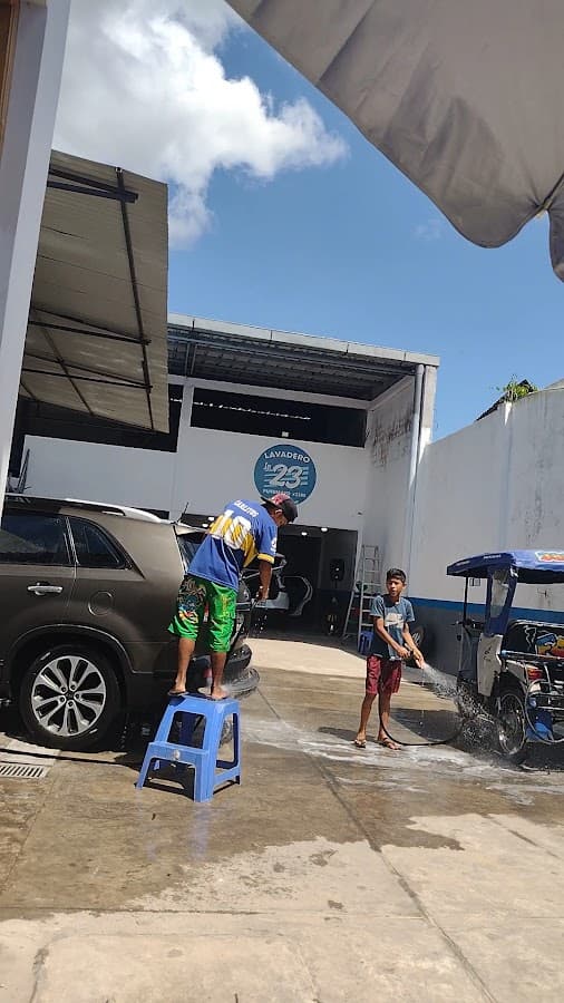 Carwash La 23 — foto