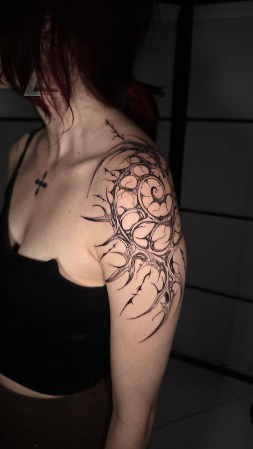 Ouija Tattoo Studio — foto