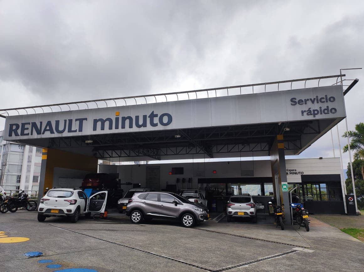 Automotriz Caldas Motor Renault Minuto El Trébol - Manizales — foto