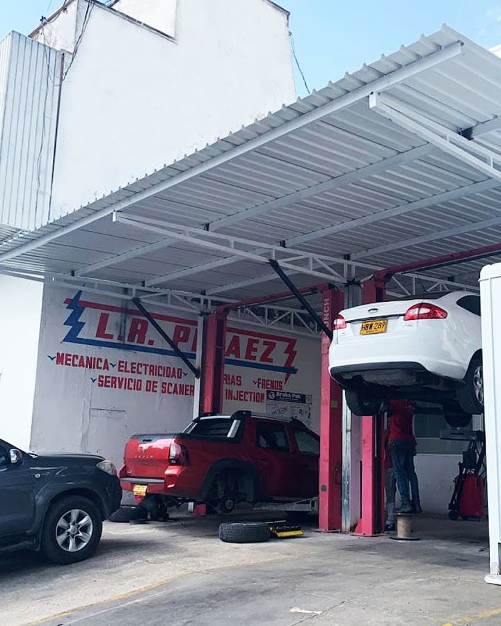 LR Pelaez — foto