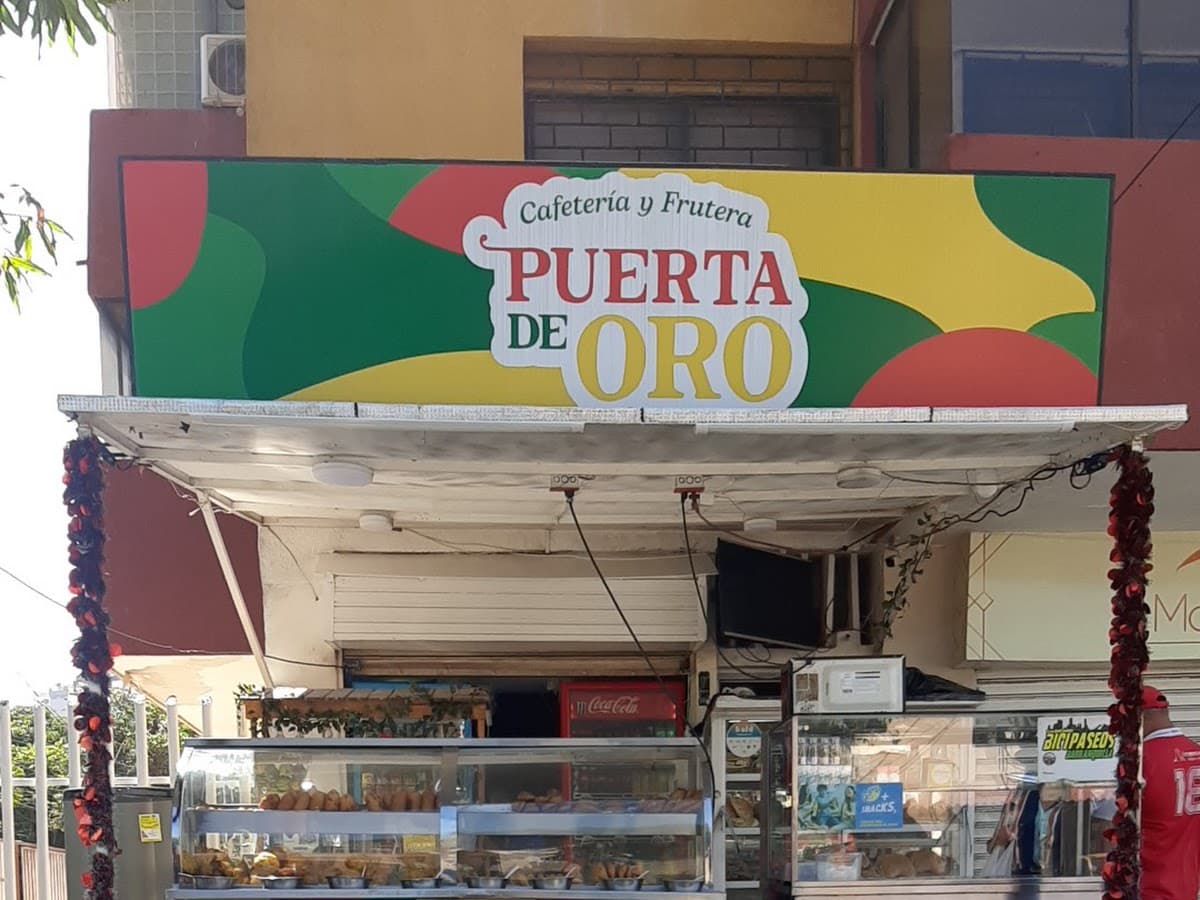 Cafeteria y Frutera Puerta de Oro