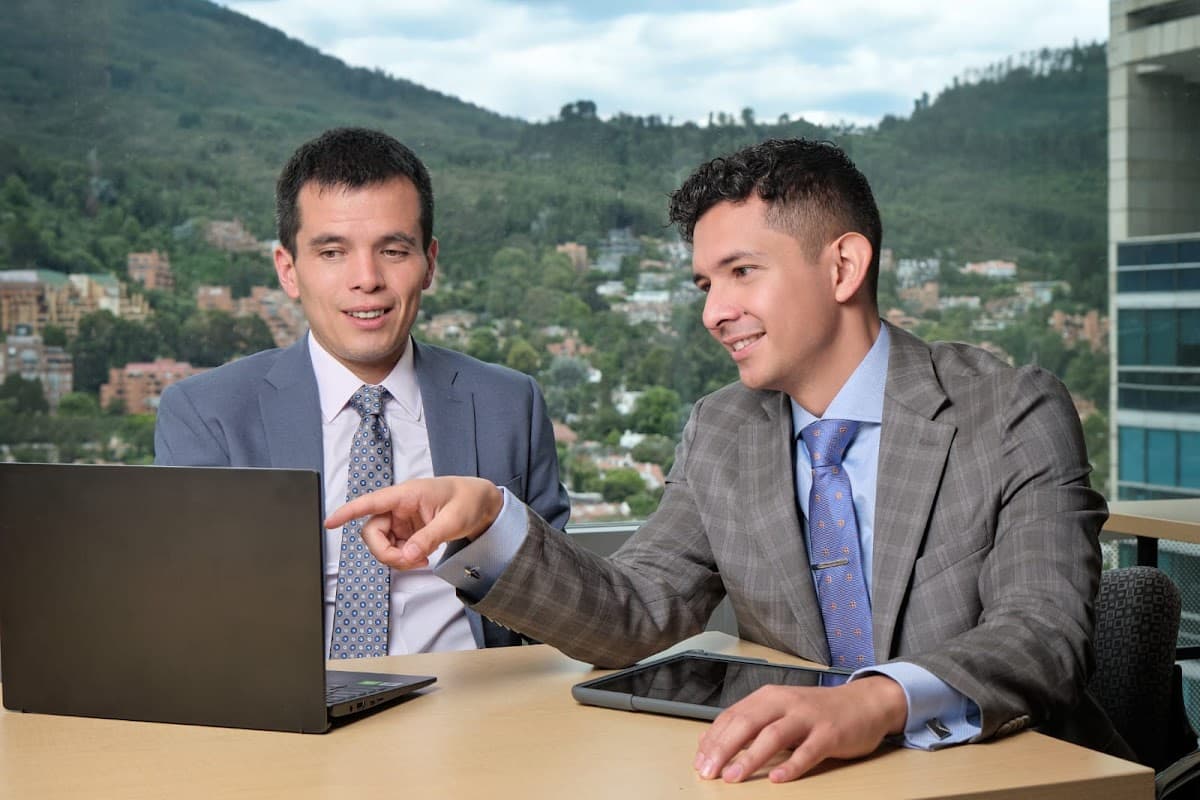 Estudio Penal | Abogados Penalistas en Bogotá — foto