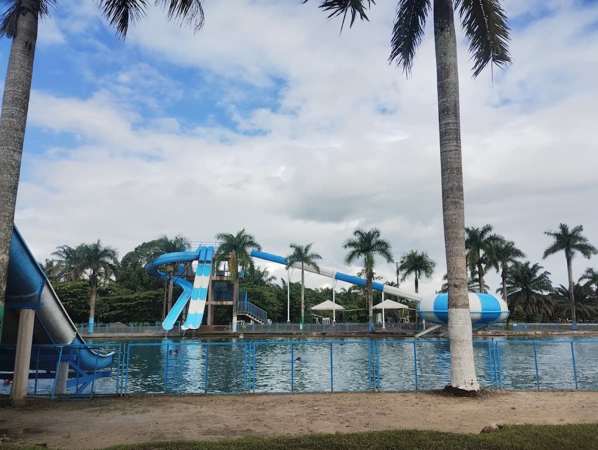 Parque Acuático Lagocristal Bellasuiza — foto