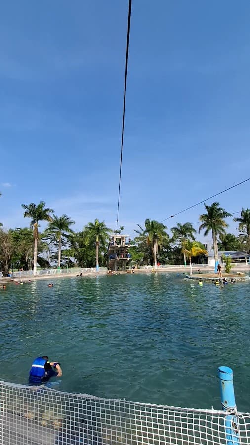 Parque Acuático Lagocristal Bellasuiza — foto