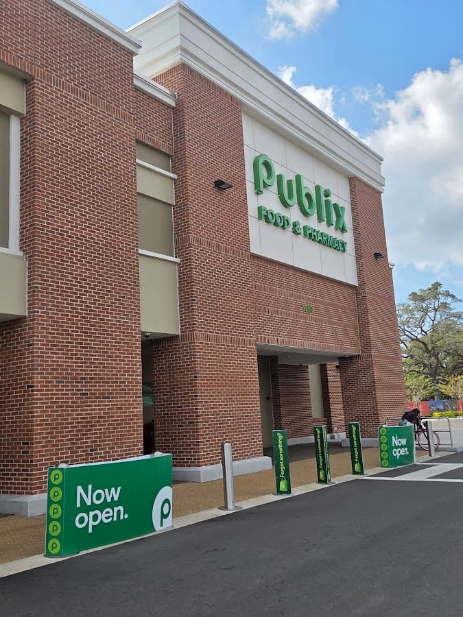 Publix Pharmacy at West River