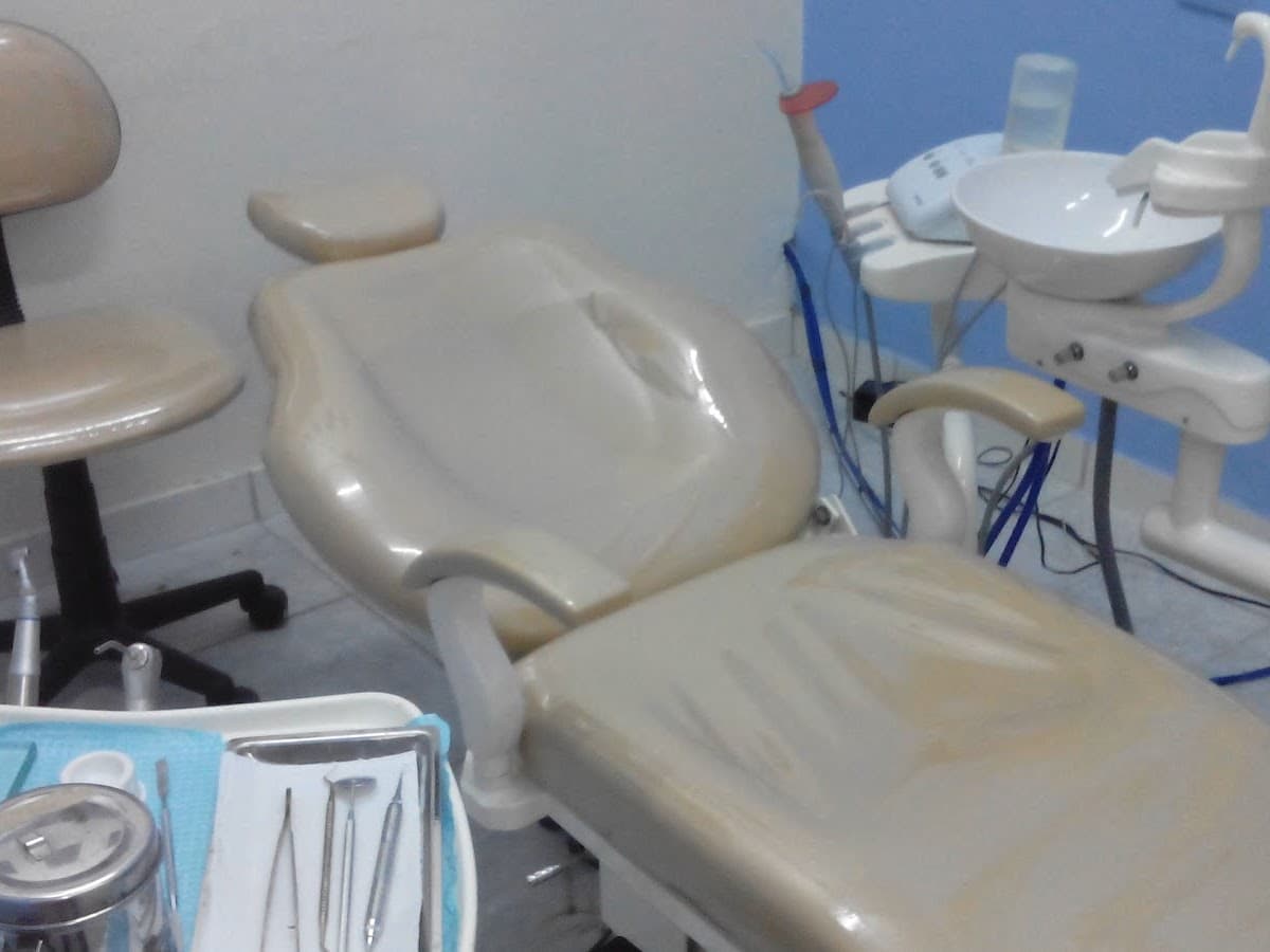 Dental Iquitos. Dr Cortez — foto