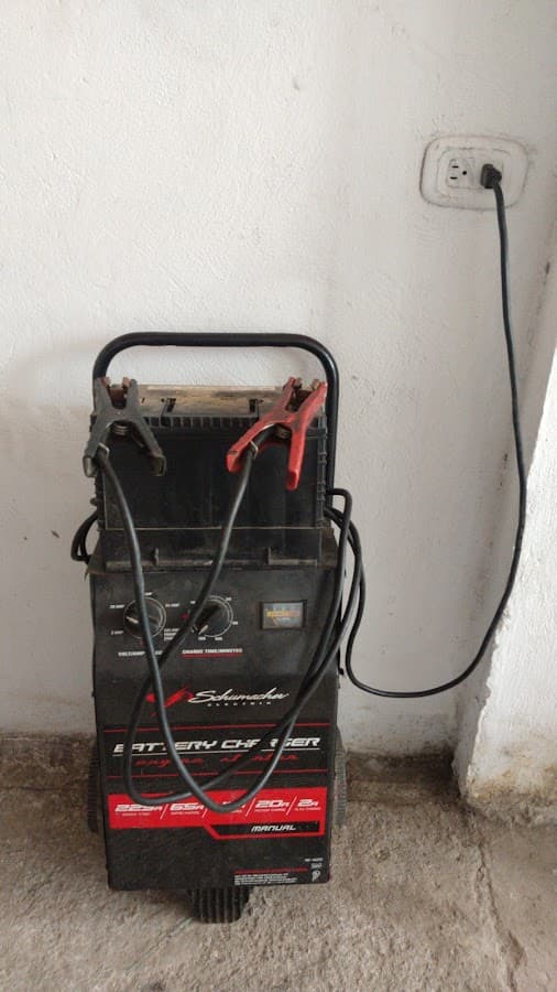 Taller Mecánico y Electromecánico Renault — foto