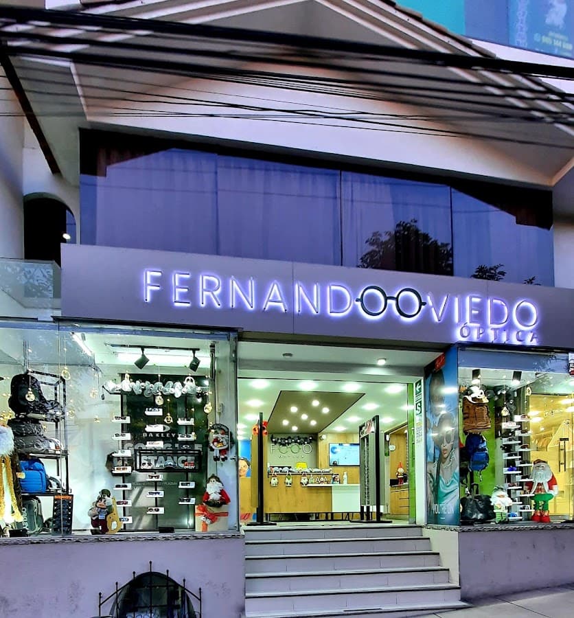 Optica FERNANDO OVIEDO cayma