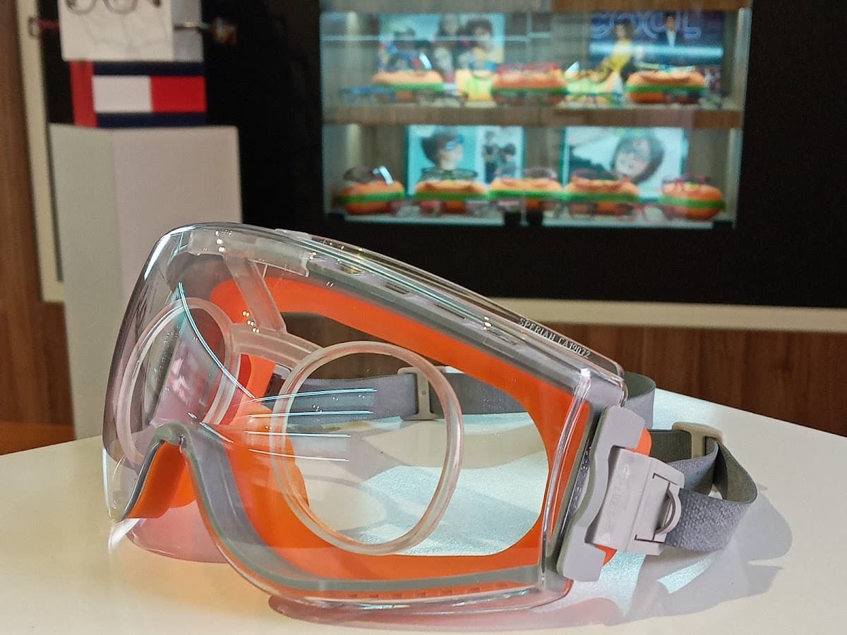 Optica FERNANDO OVIEDO cayma — foto