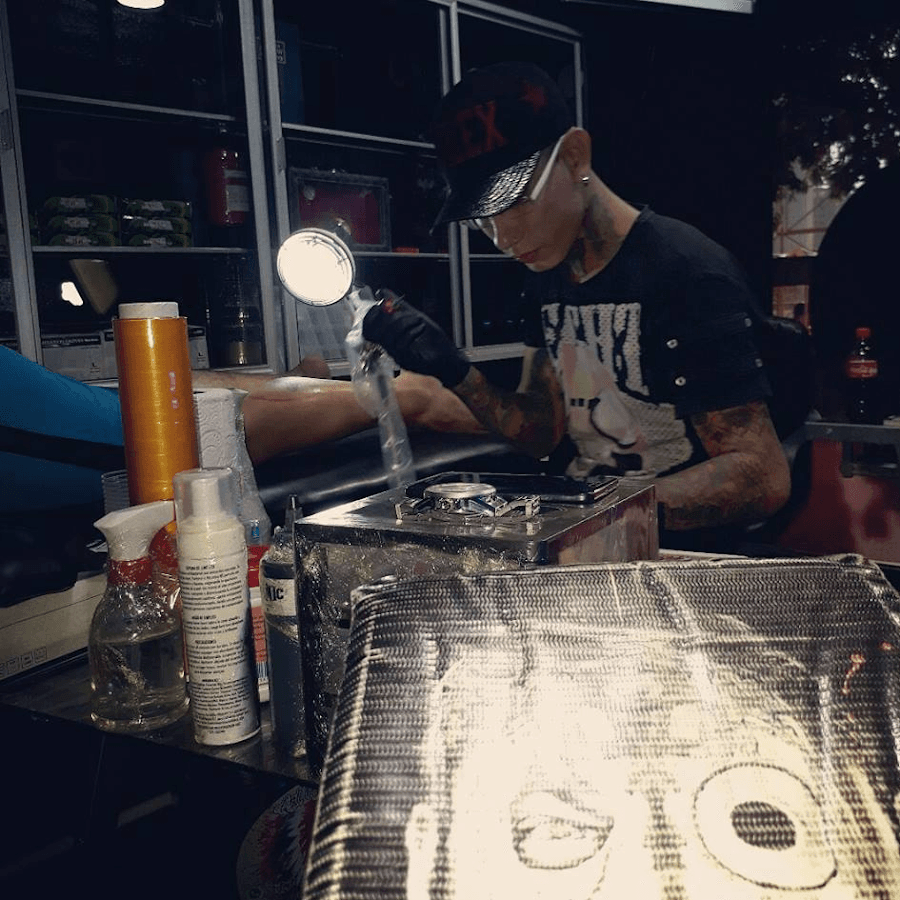 ART HANDS TATTOO'S
