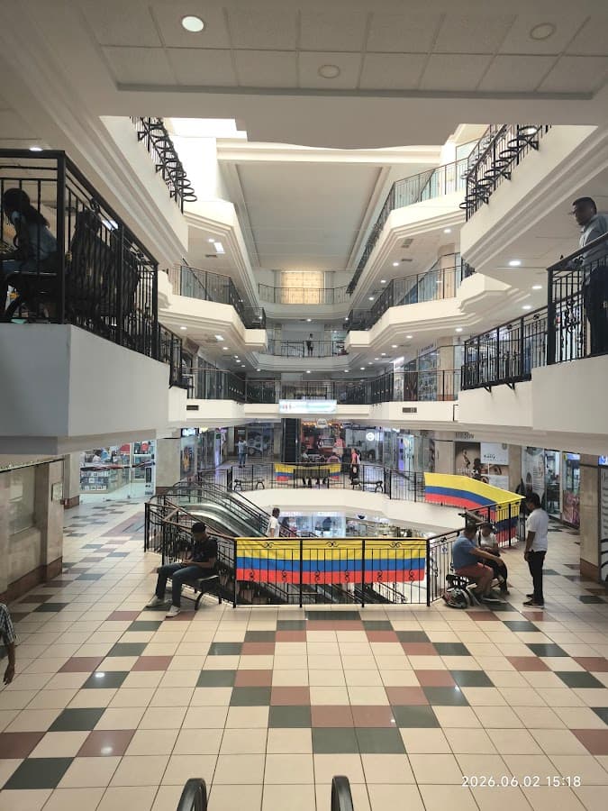 Centro Comercial Centro Uno — foto