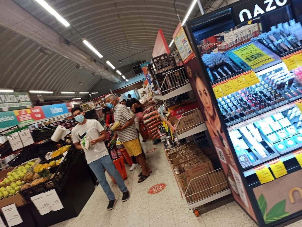 Tiendas Ara el emporio — foto