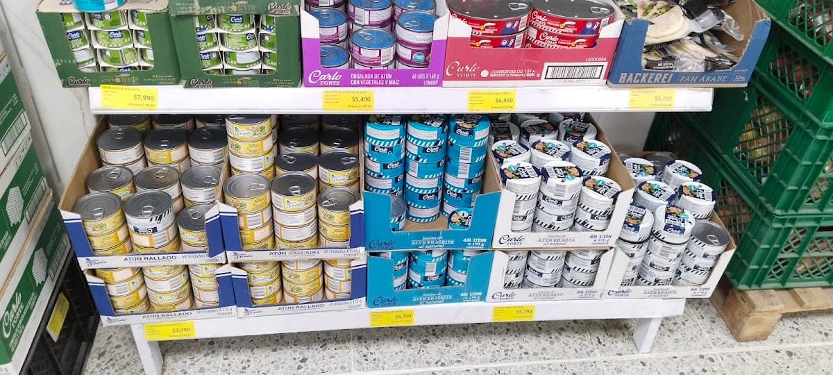 Tienda D1 — foto