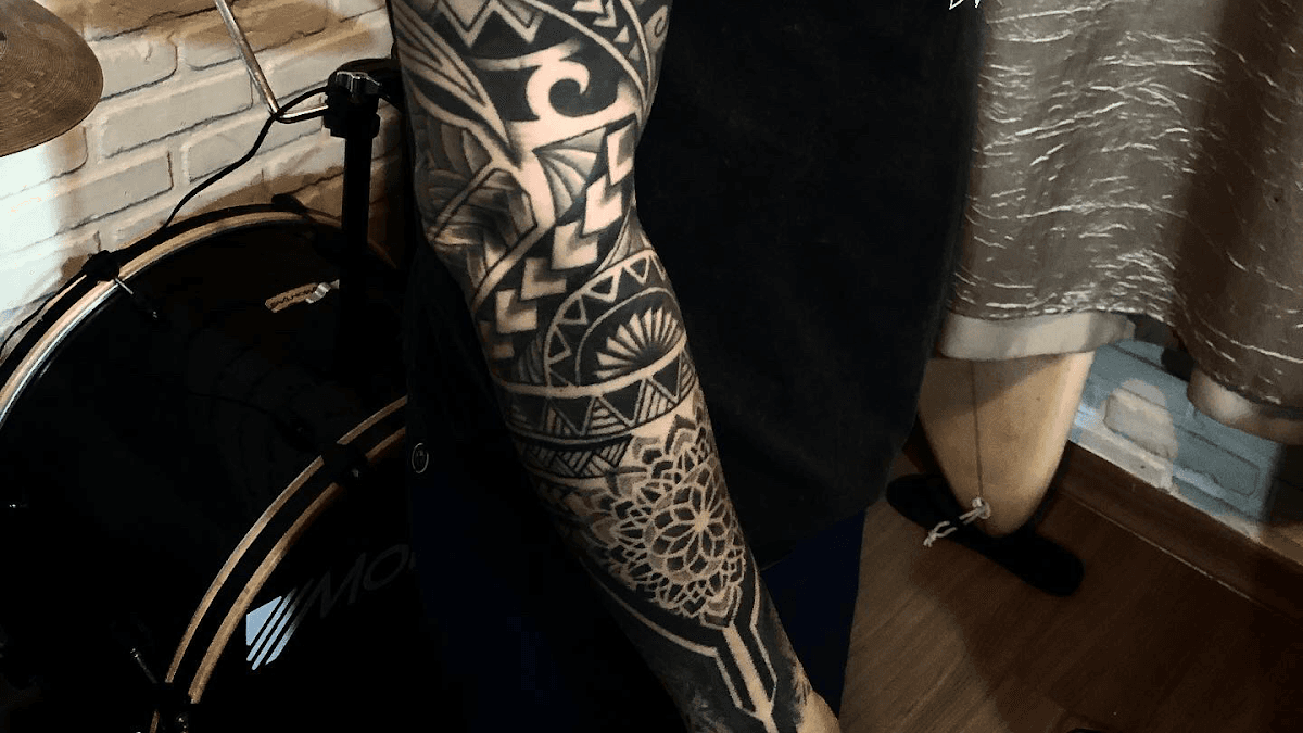Caram Tattoo Shop - Tatuagem e Piercing em Florianópolis