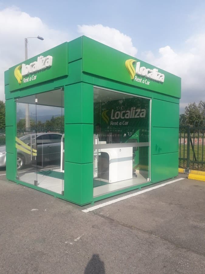 Localiza Alquiler de Carros - Parqueadero Jumbo — foto