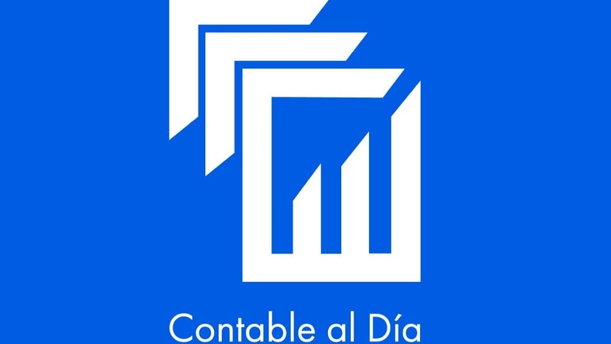 CONTABLE AL DÍA — foto