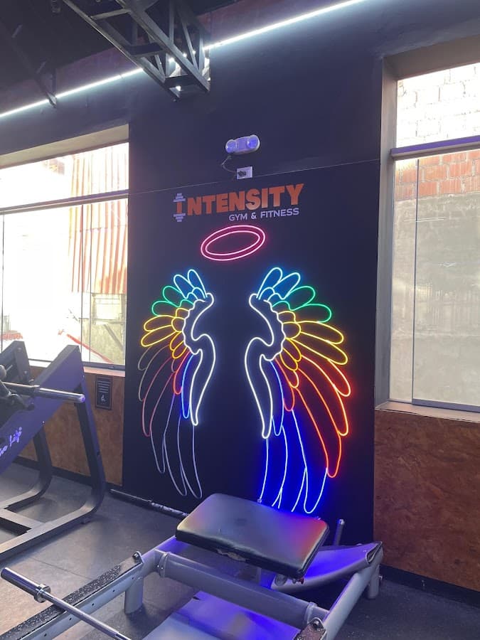 Intensity Gym & Fitness Ovalo Pachacutec — foto