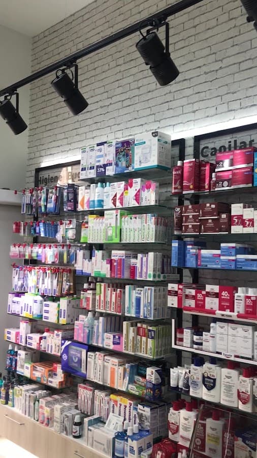 Farmacia Global-Centro Cartagena Licenciado Mariano Hernandez Mijares — foto