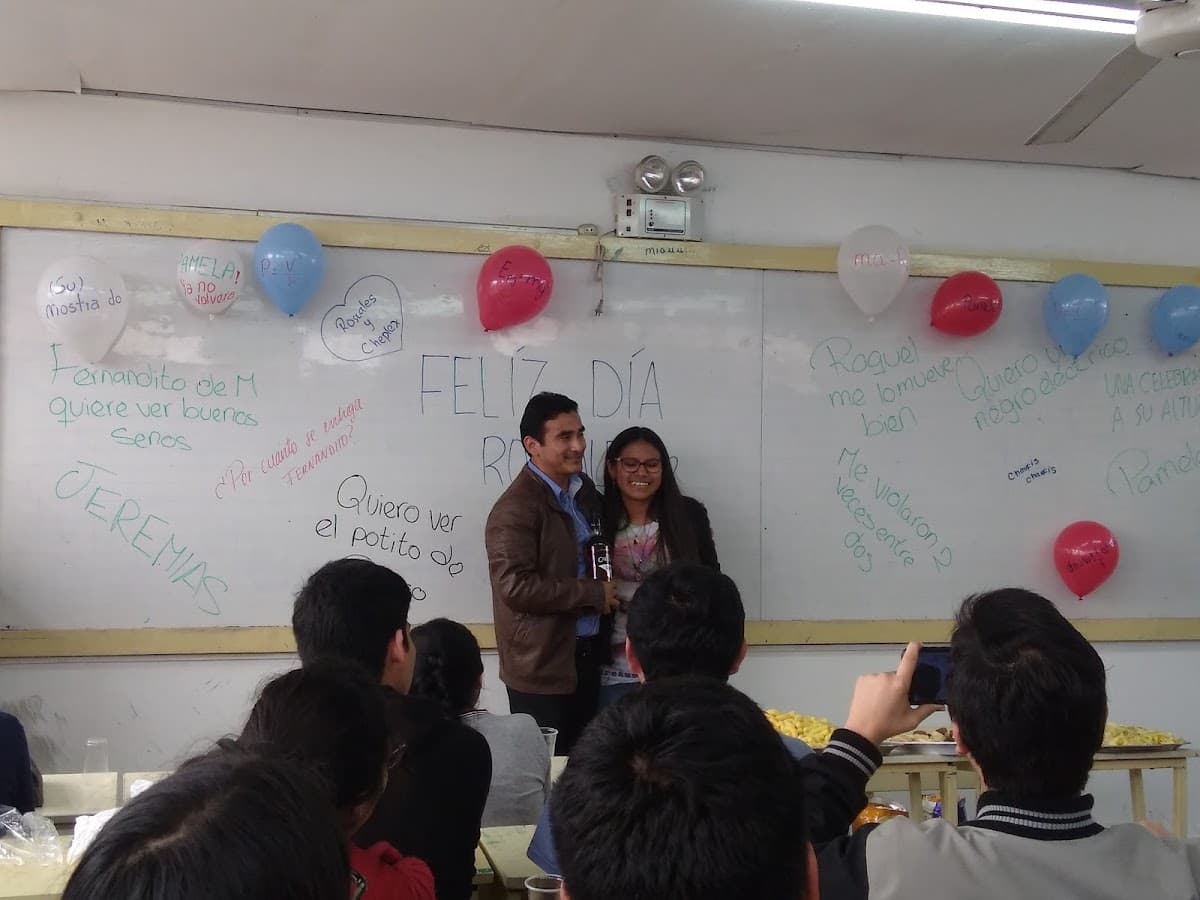 Academia Preuniversitaria Integral Class — foto