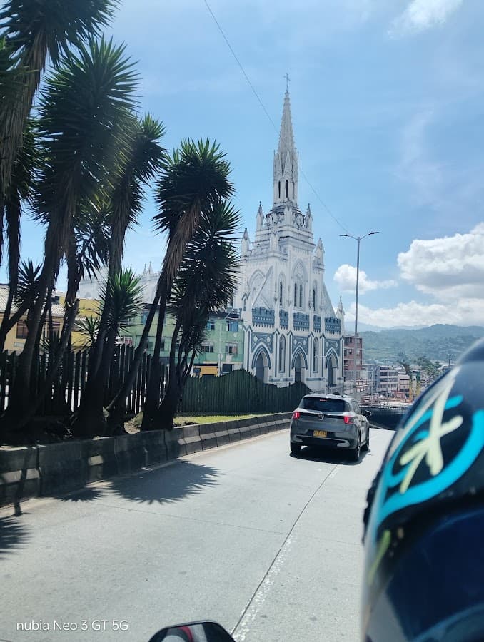 Letras "Manizales" Ciudad De Las Puertas Abiertas — foto