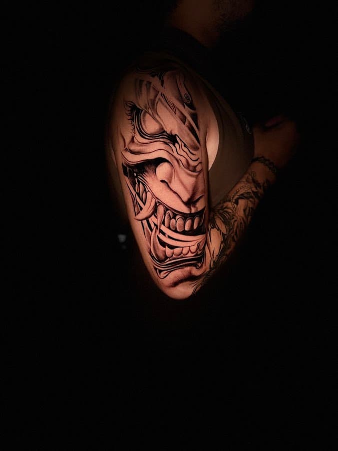 Black House Estudio de Tattoo