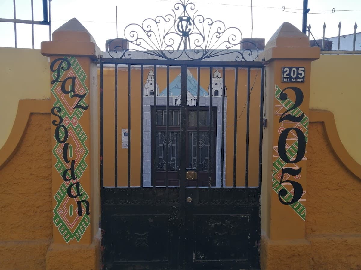 LA POSADA DEL MISTI HOSTEL