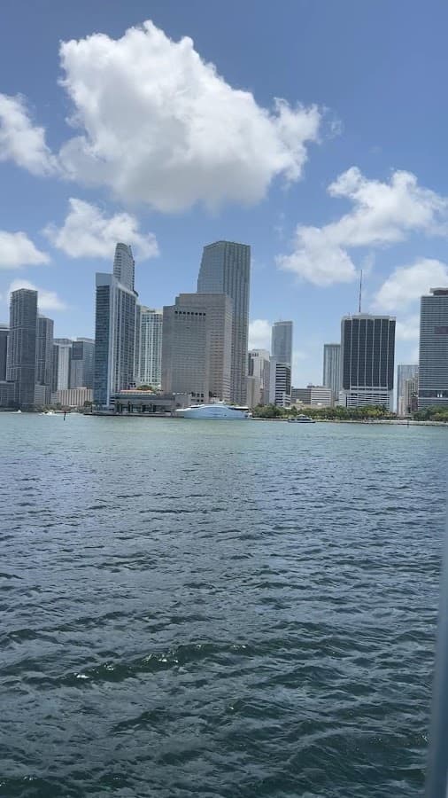 The Miami Experience Boat Party — foto