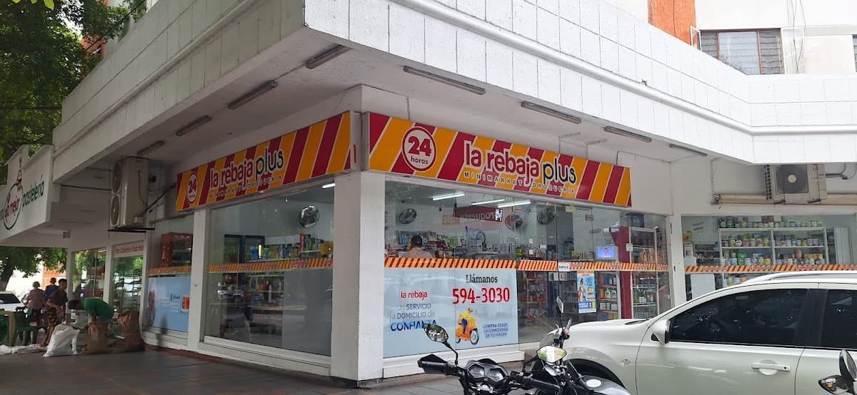 la rebaja Plus No. 1 DROGUERIA Y MINIMARKET Los Acacias Cucuta — foto