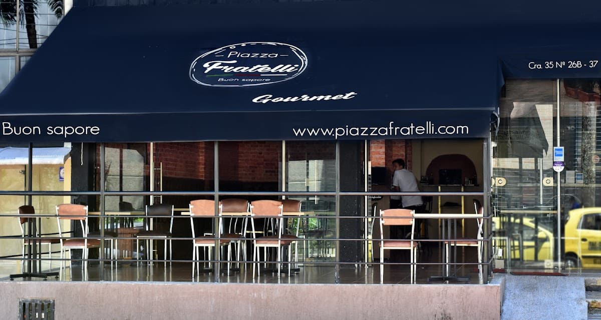 Piazza Fratelli