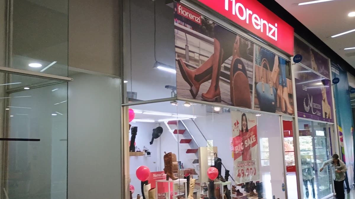 Centro Comercial Portal 80 — foto
