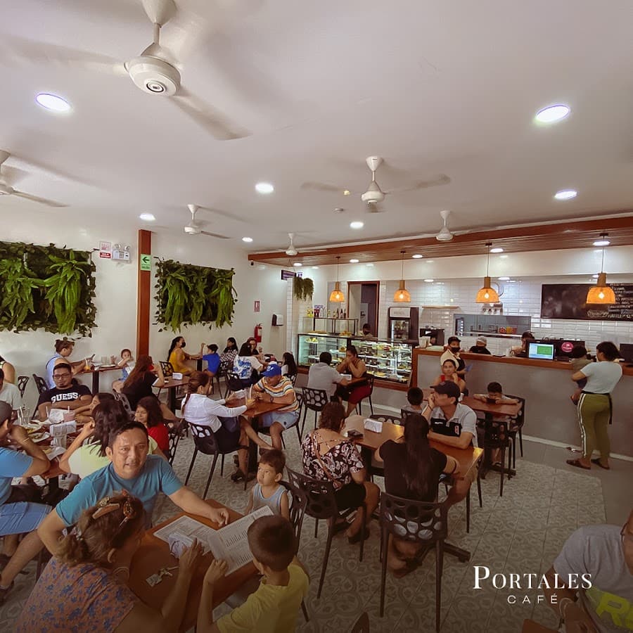 Portales Café — foto