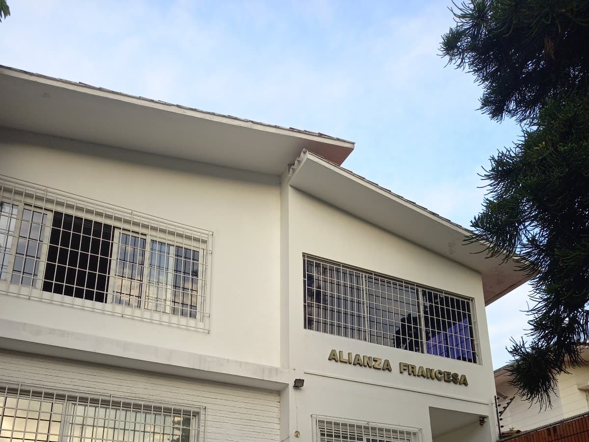 Alianza Francesa. Sede Sabana Grande — foto