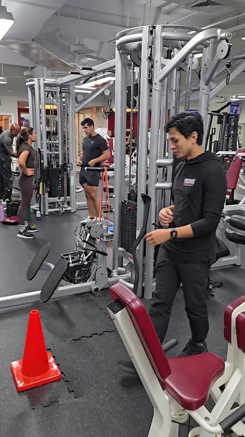 Z-Form Fitness — foto