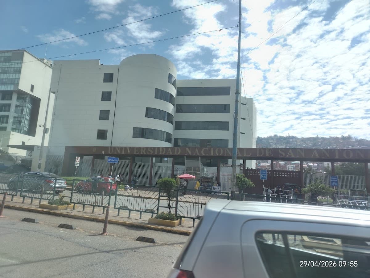Centro de idiomas de la UNSAAC