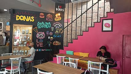 Surti Donuts Urdaneta — foto