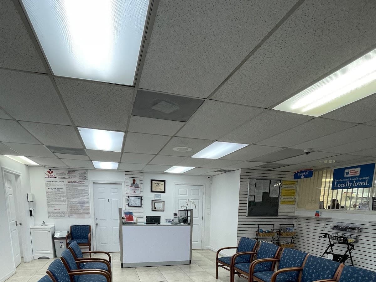 GOYA PHARMACY — foto