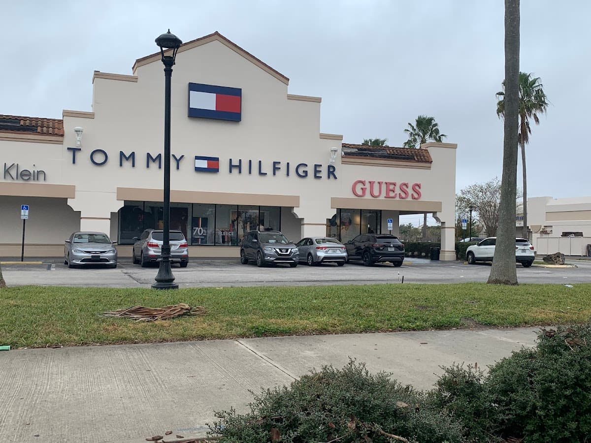 Tommy Hilfiger