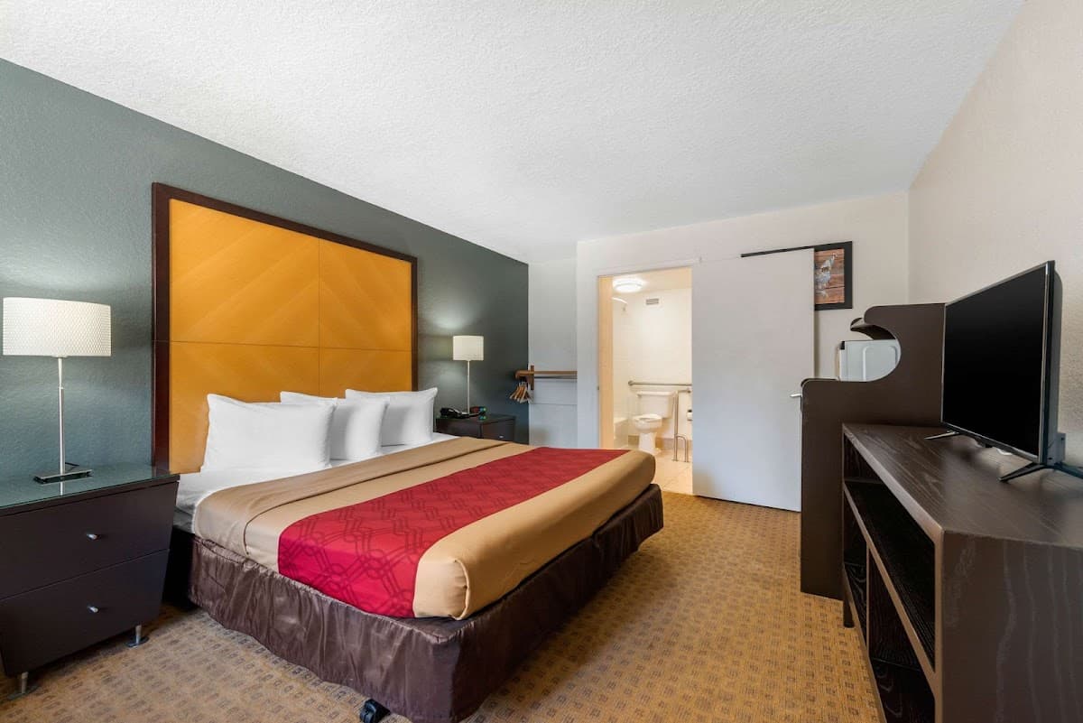 Econo Lodge Airport @ RJ Stadium — foto