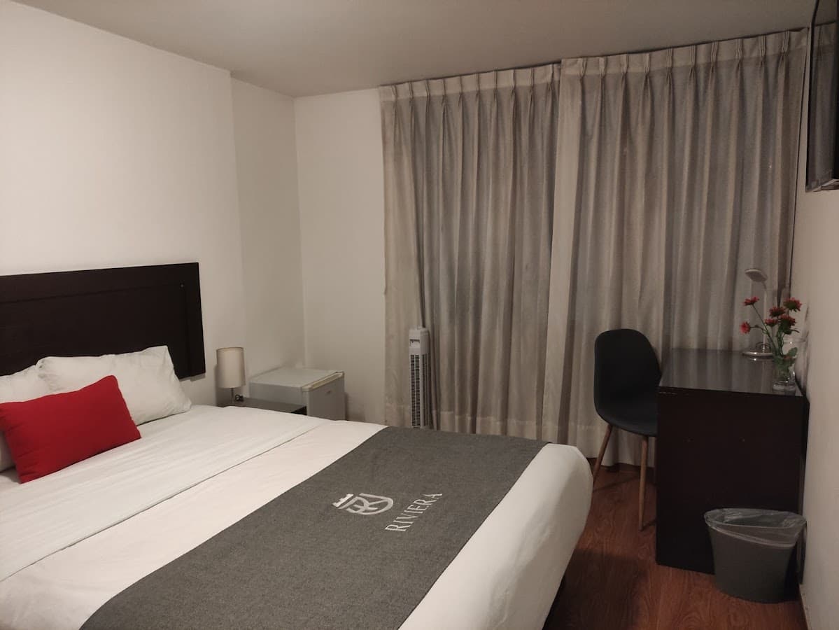Hotel Riviera Tahuaycani — foto