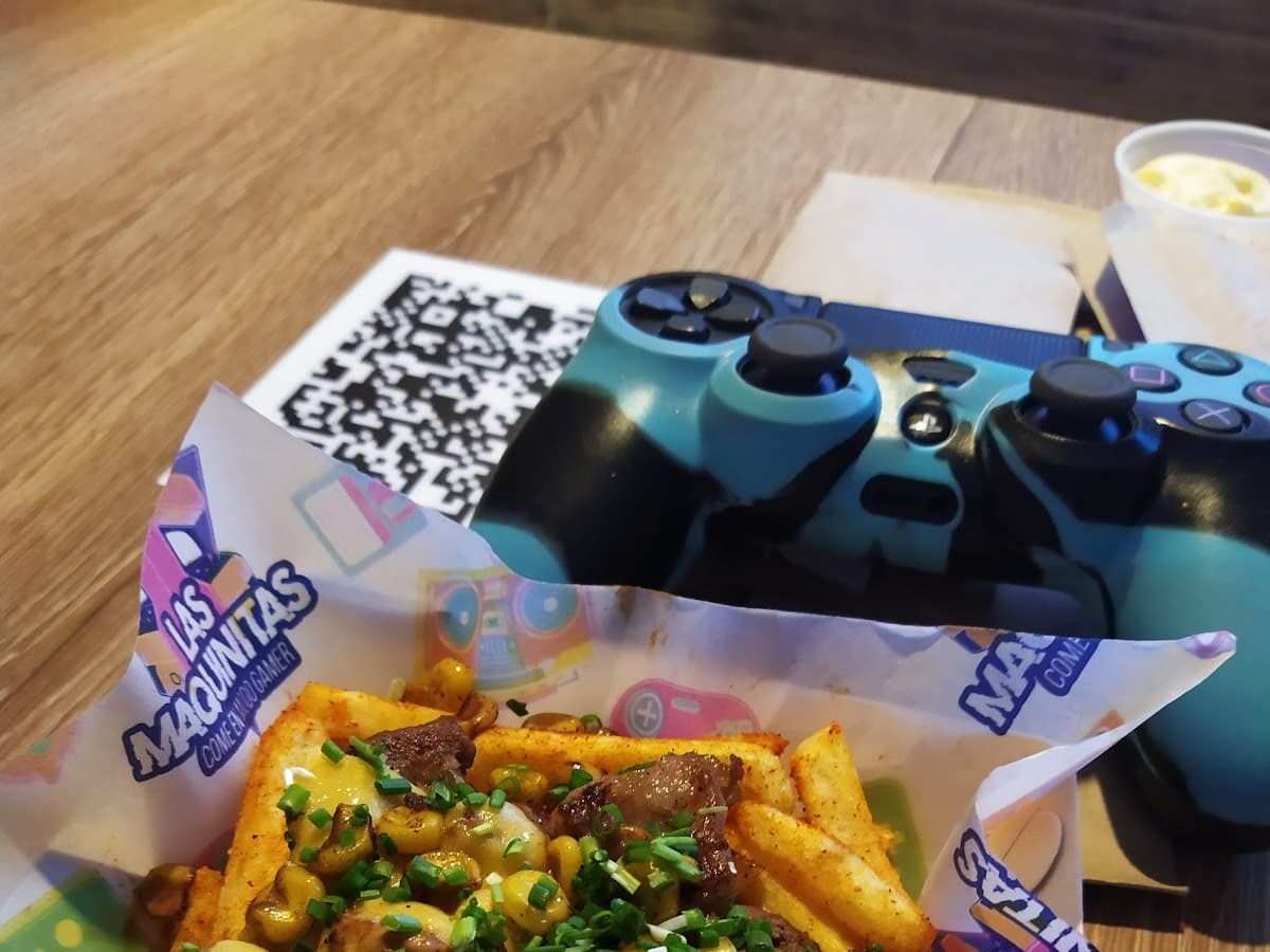 LAS MAQUINITAS® - Restaurante gamer en Ibagué — foto