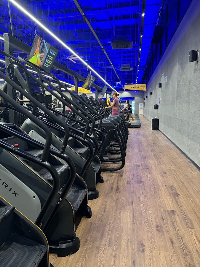 Gimnasio Smart Fit - Makro Ibagué — foto