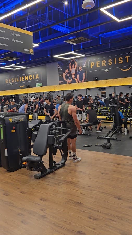 Gimnasio Smart Fit - Makro Ibagué — foto