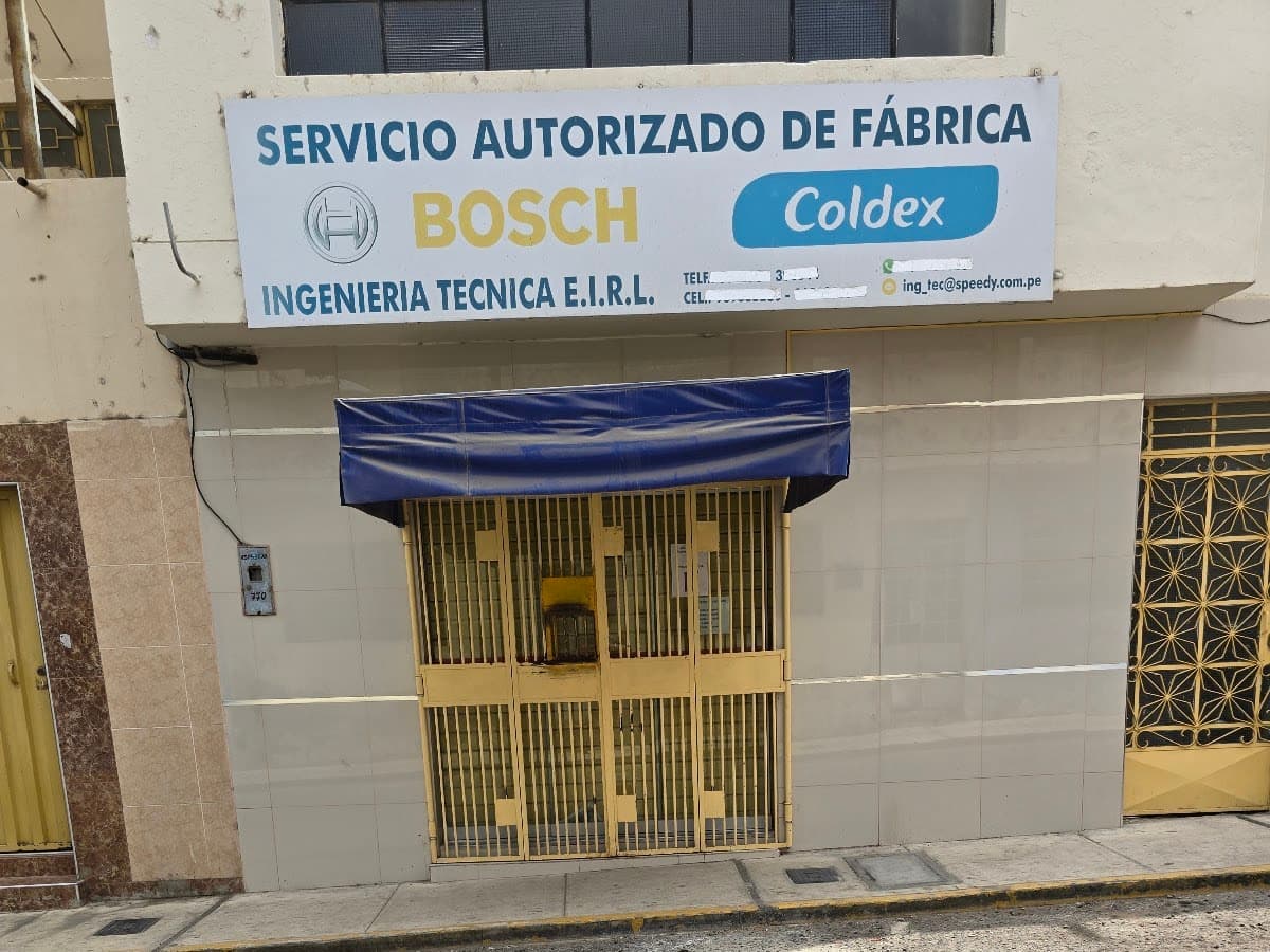Centro de ingeniería y tecnología Piura — foto