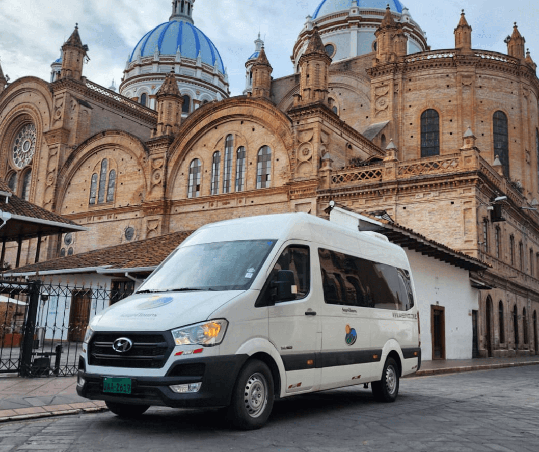 PAZHUCATOURS FURGONETAS GUAYAQUIL QUITO & CON VANSERVICE — foto